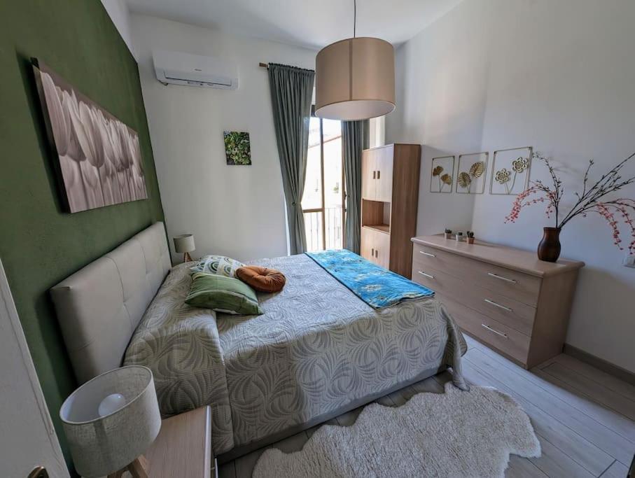Bright Flat Just 10 Minutes From The City Centre Como Luaran gambar
