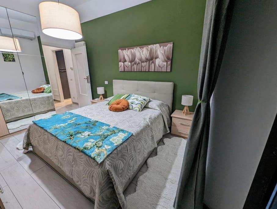 Bright Flat Just 10 Minutes From The City Centre Como Luaran gambar